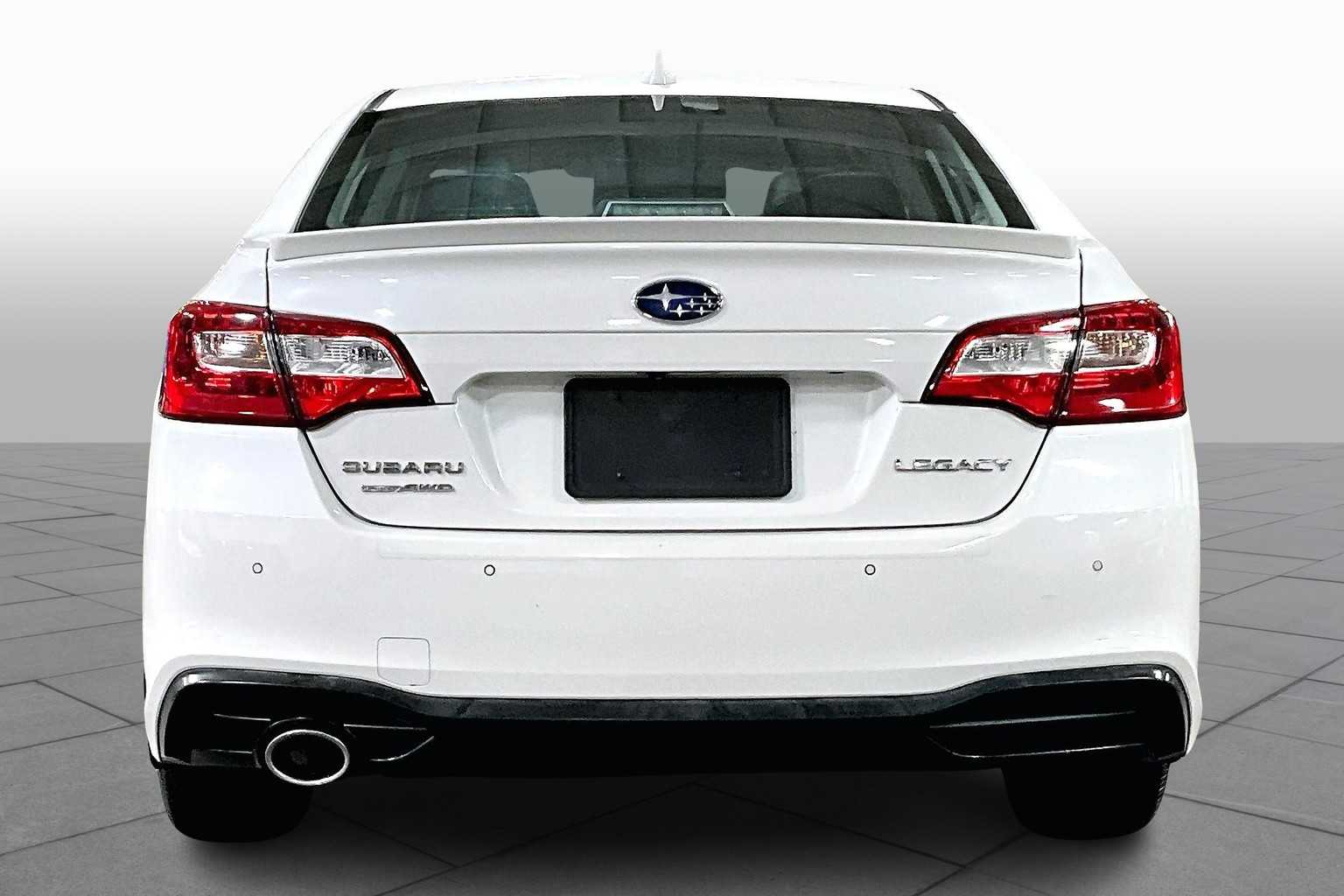 2018 Subaru Legacy Sport photo 4