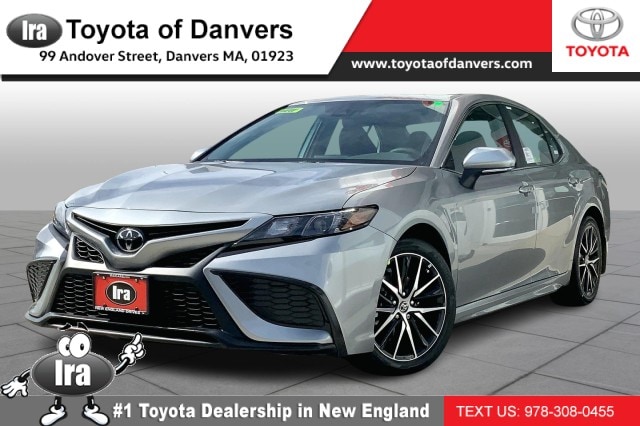 2023 Toyota Camry SE's photo