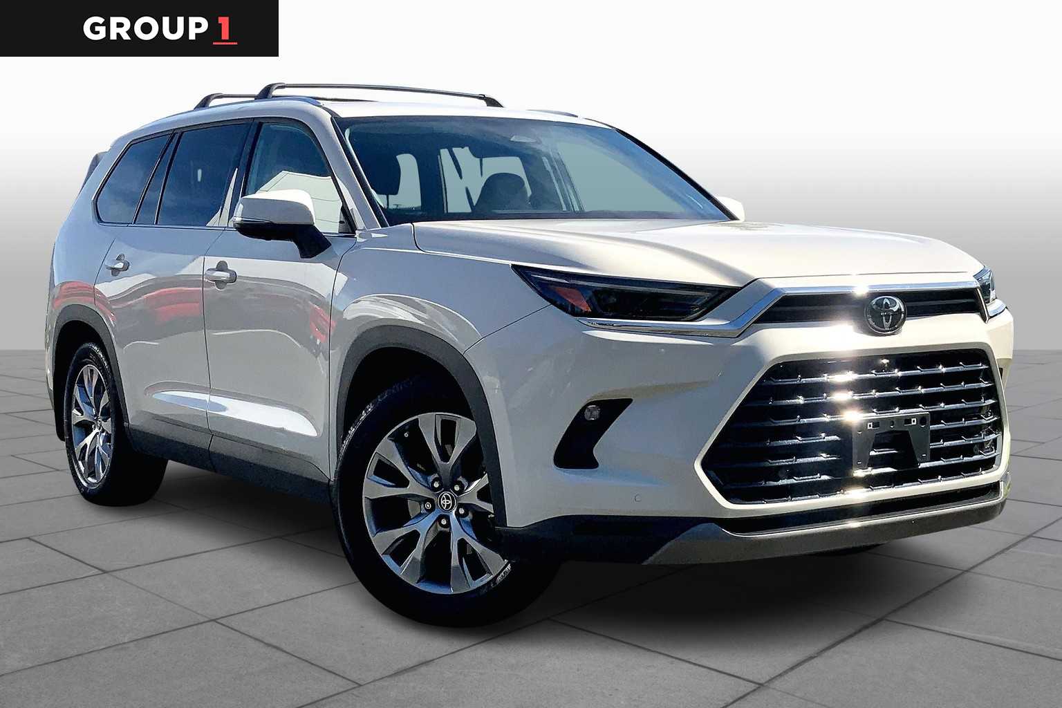 2024 Toyota Grand Highlander Limited photo 2