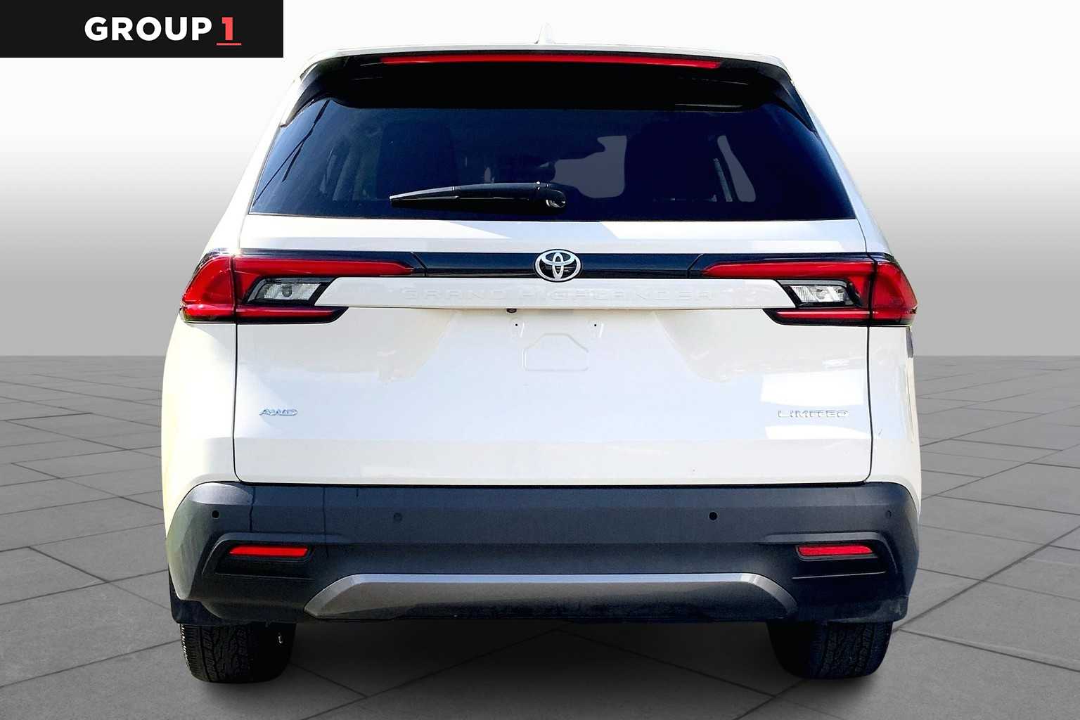 2024 Toyota Grand Highlander Limited photo 4