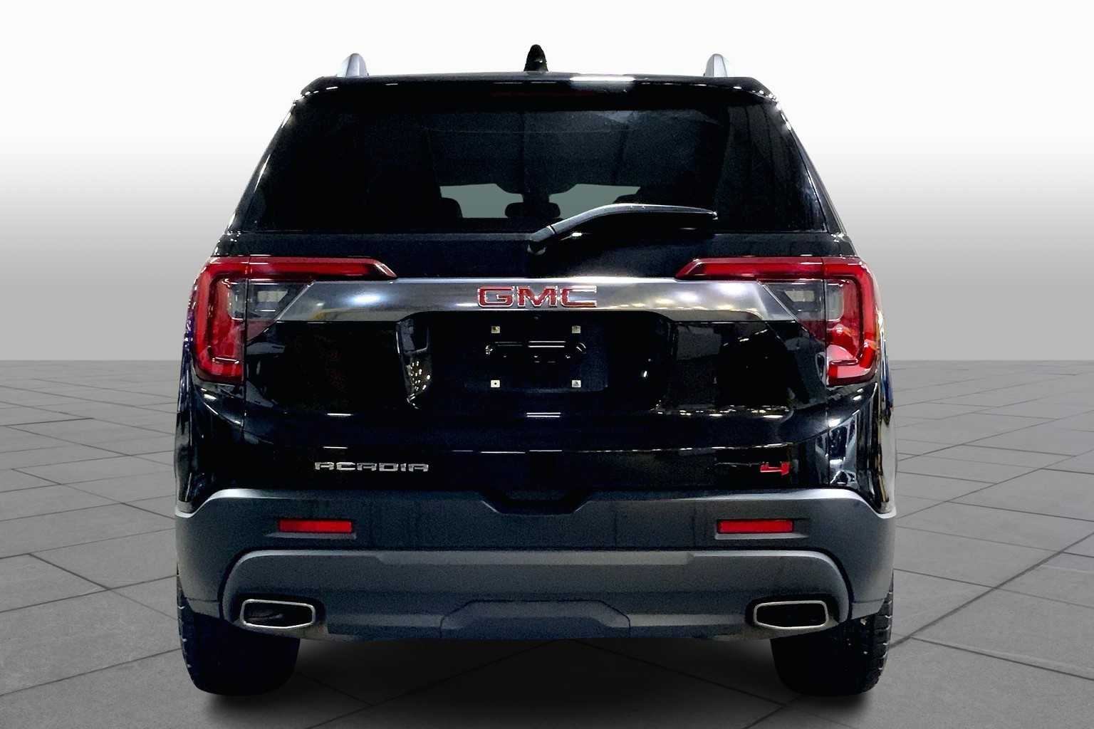 2023 Gmc Acadia AT4 photo 4