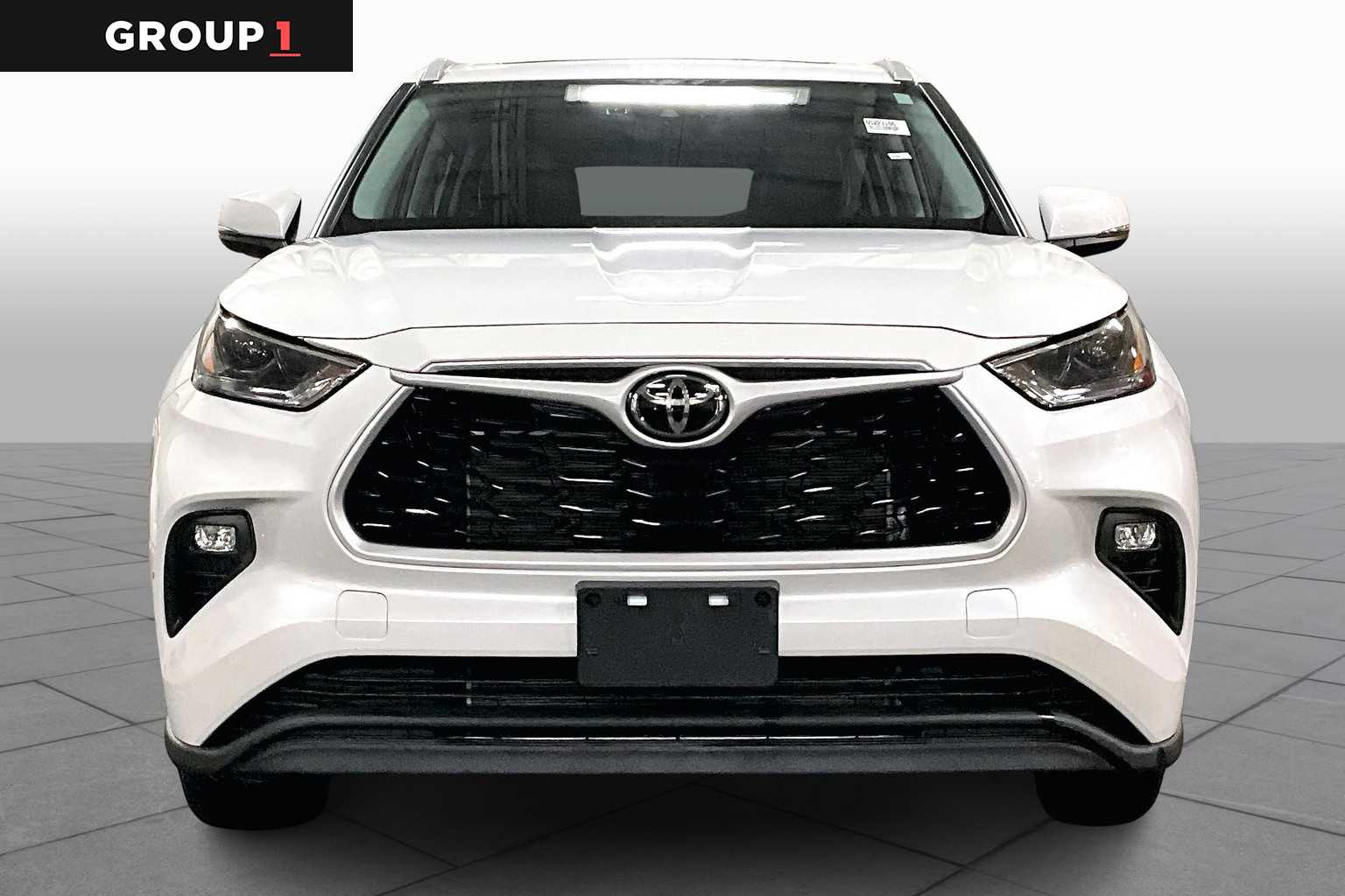 2022 Toyota Highlander XLE photo 3