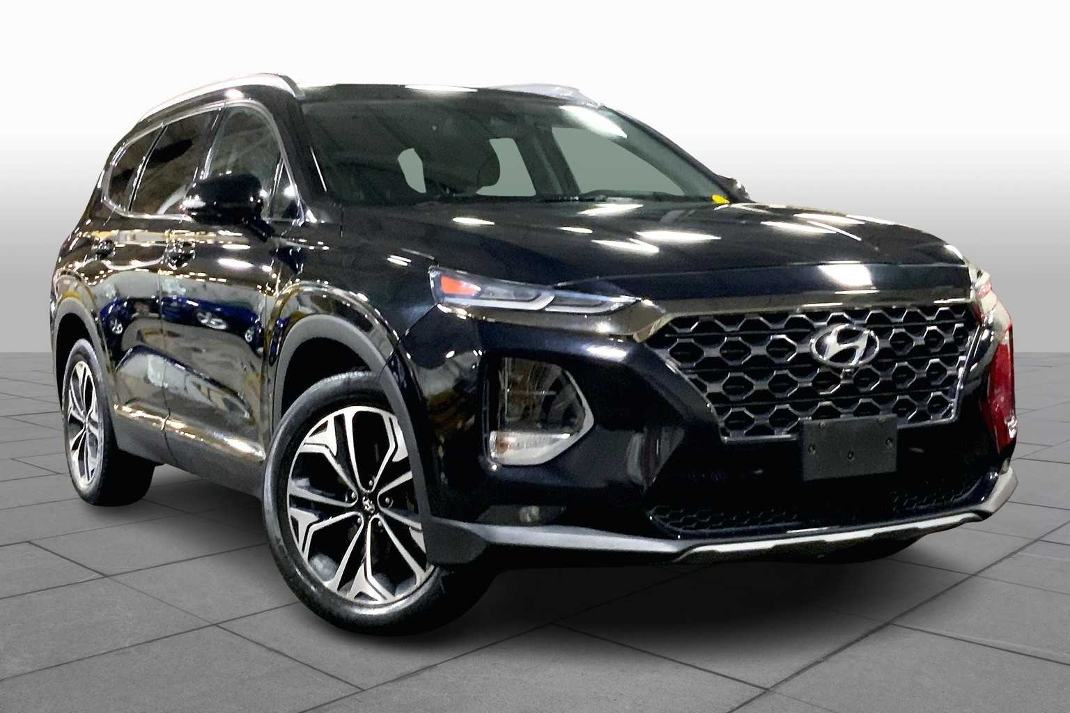 2020 Hyundai Santa Fe Limited photo 2