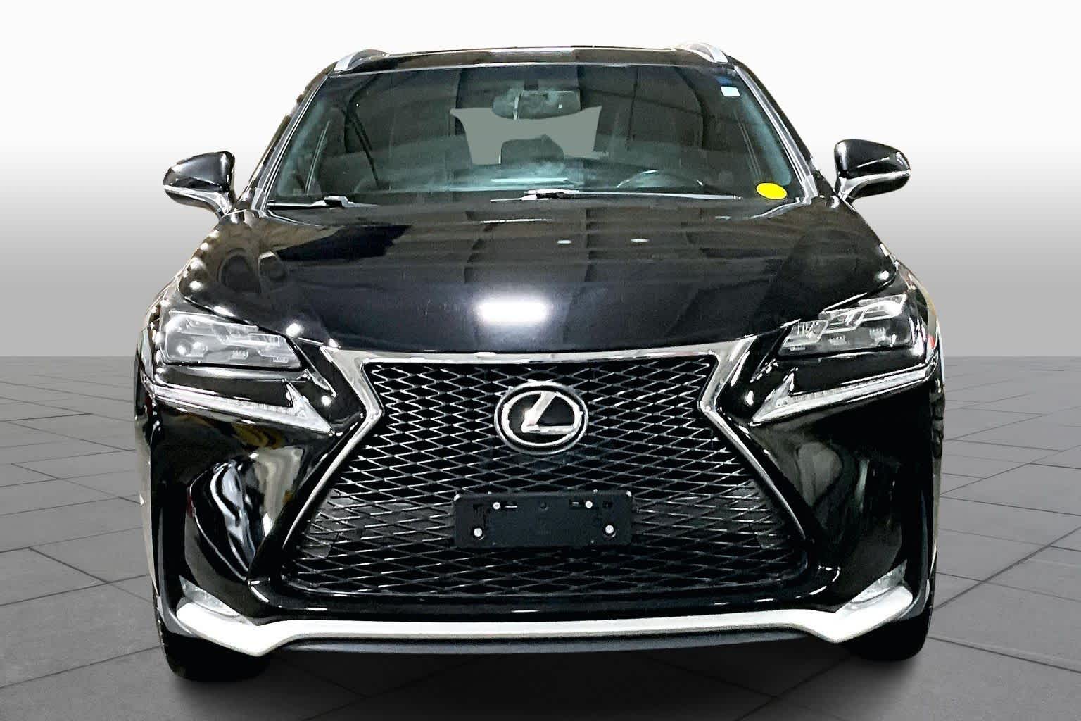 2015 Lexus NX 200t Luxury photo 3