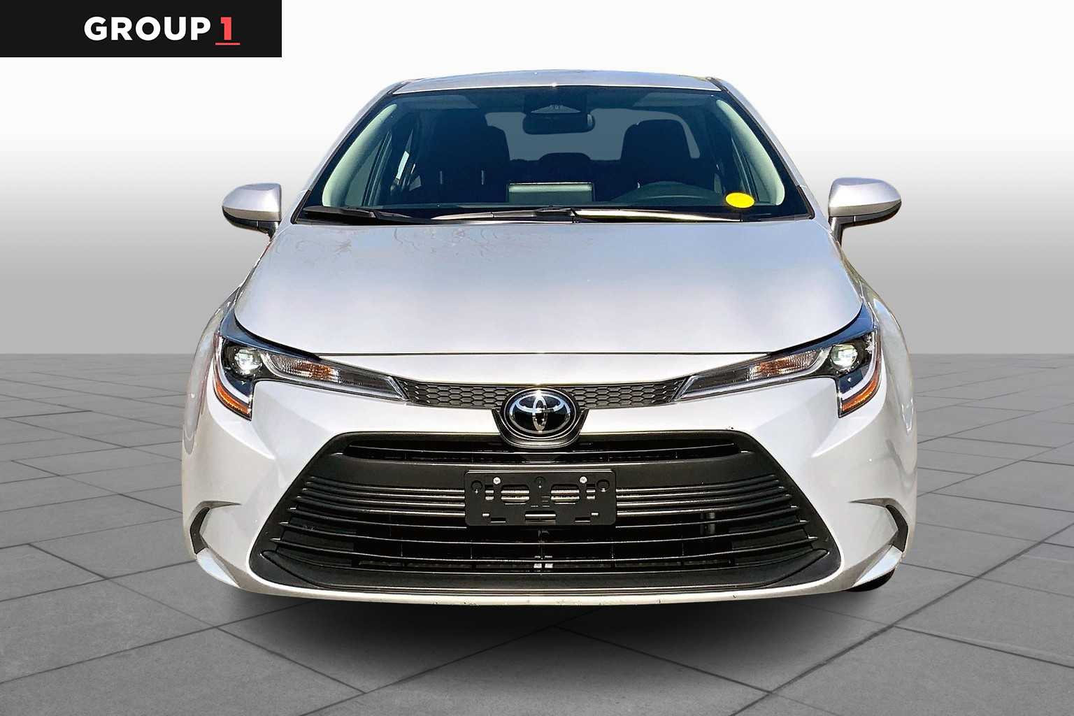 2024 Toyota Corolla LE photo 3