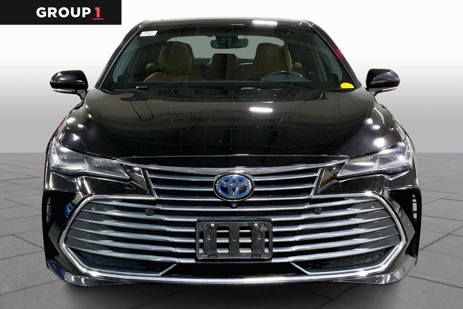 2019 Toyota Avalon Hybrid Limited photo 3