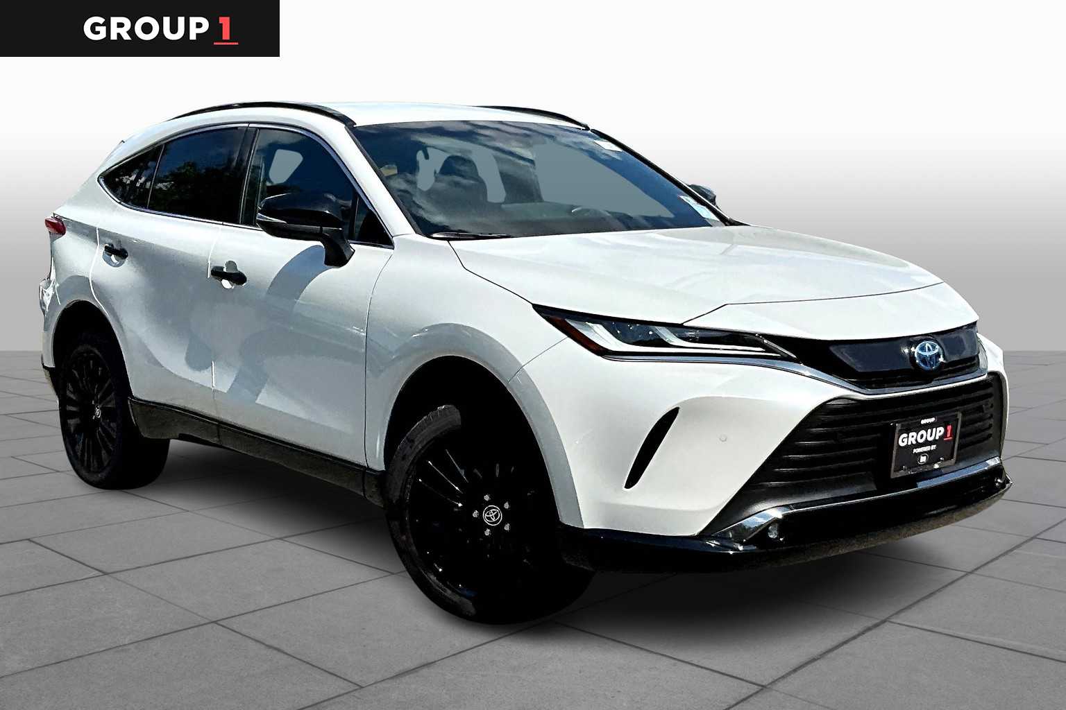 2024 Toyota Venza photo 2