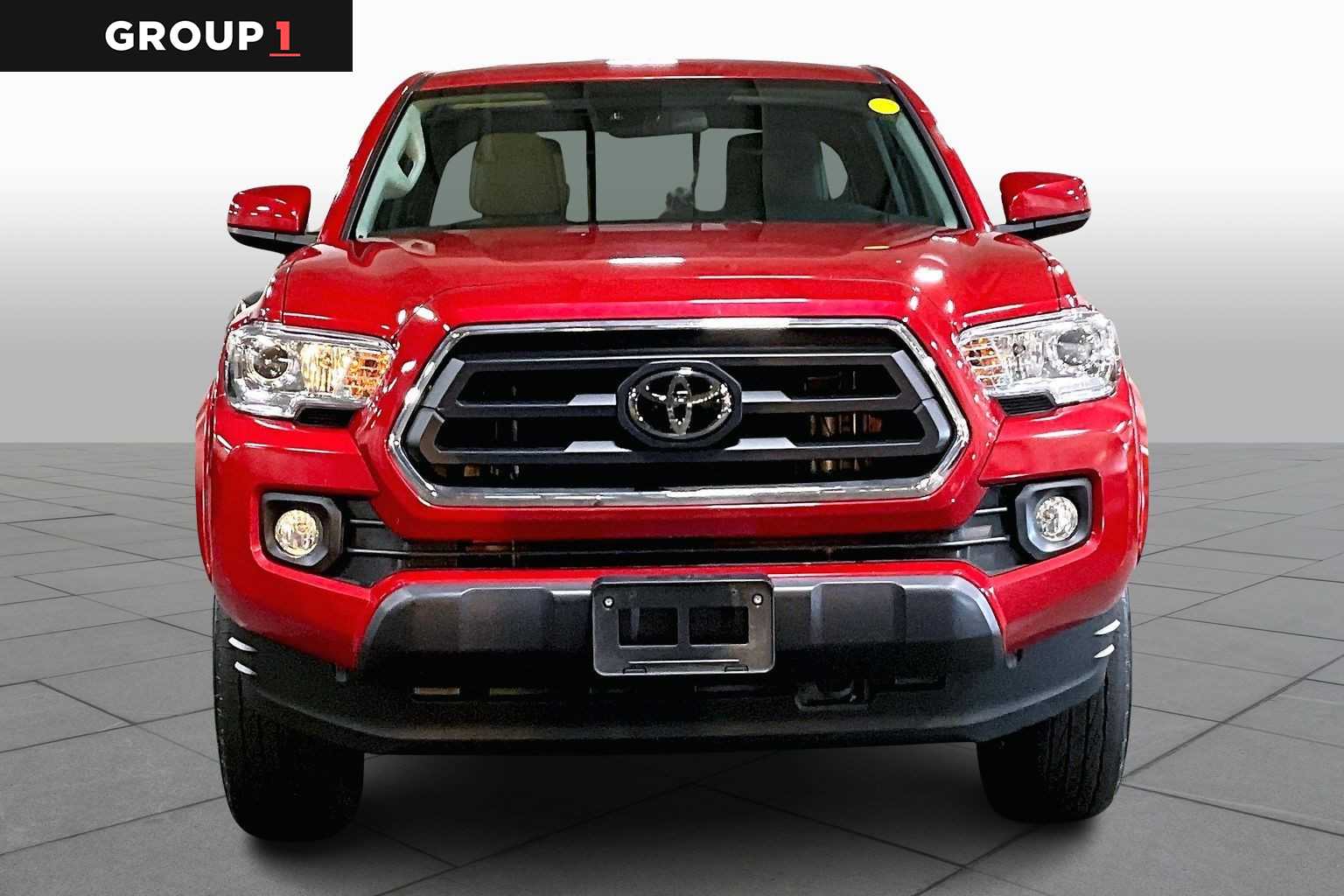 2022 Toyota Tacoma SR5 Access Cab photo 3