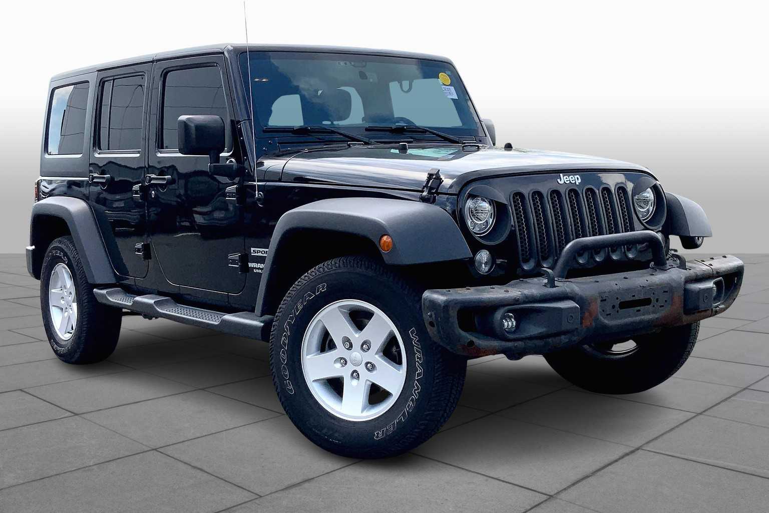 2017 Jeep Wrangler Unlimited Sport photo 2