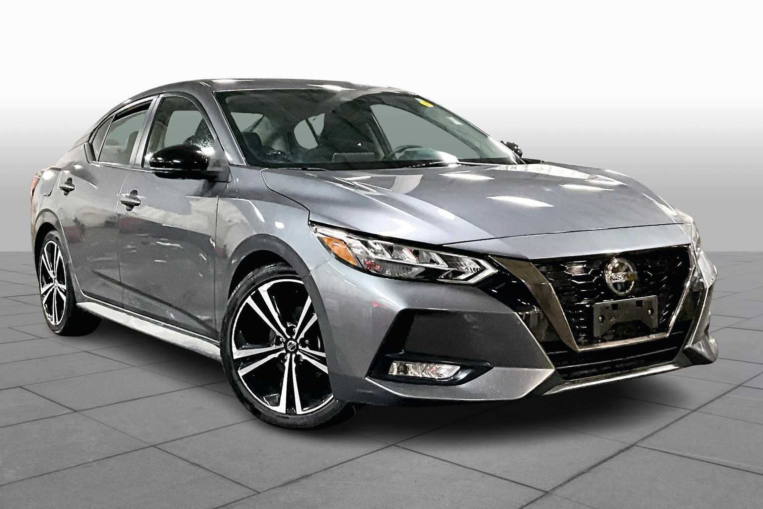 2020 Nissan Sentra SR photo 2