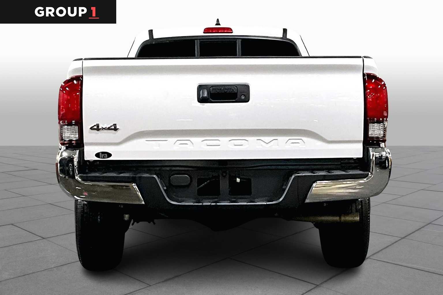 2022 Toyota Tacoma SR5 photo 4