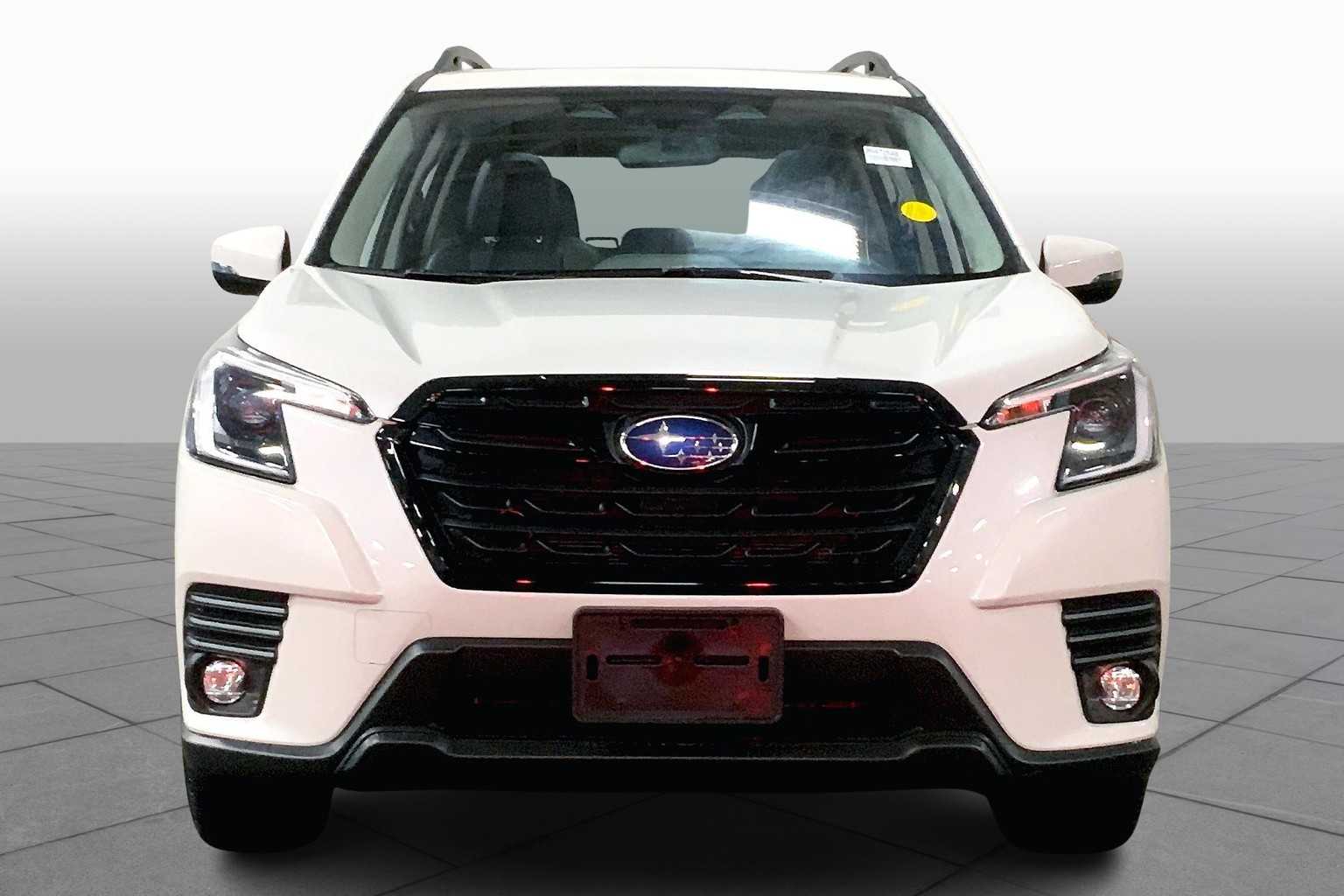 2024 Subaru Forester Limited photo 3
