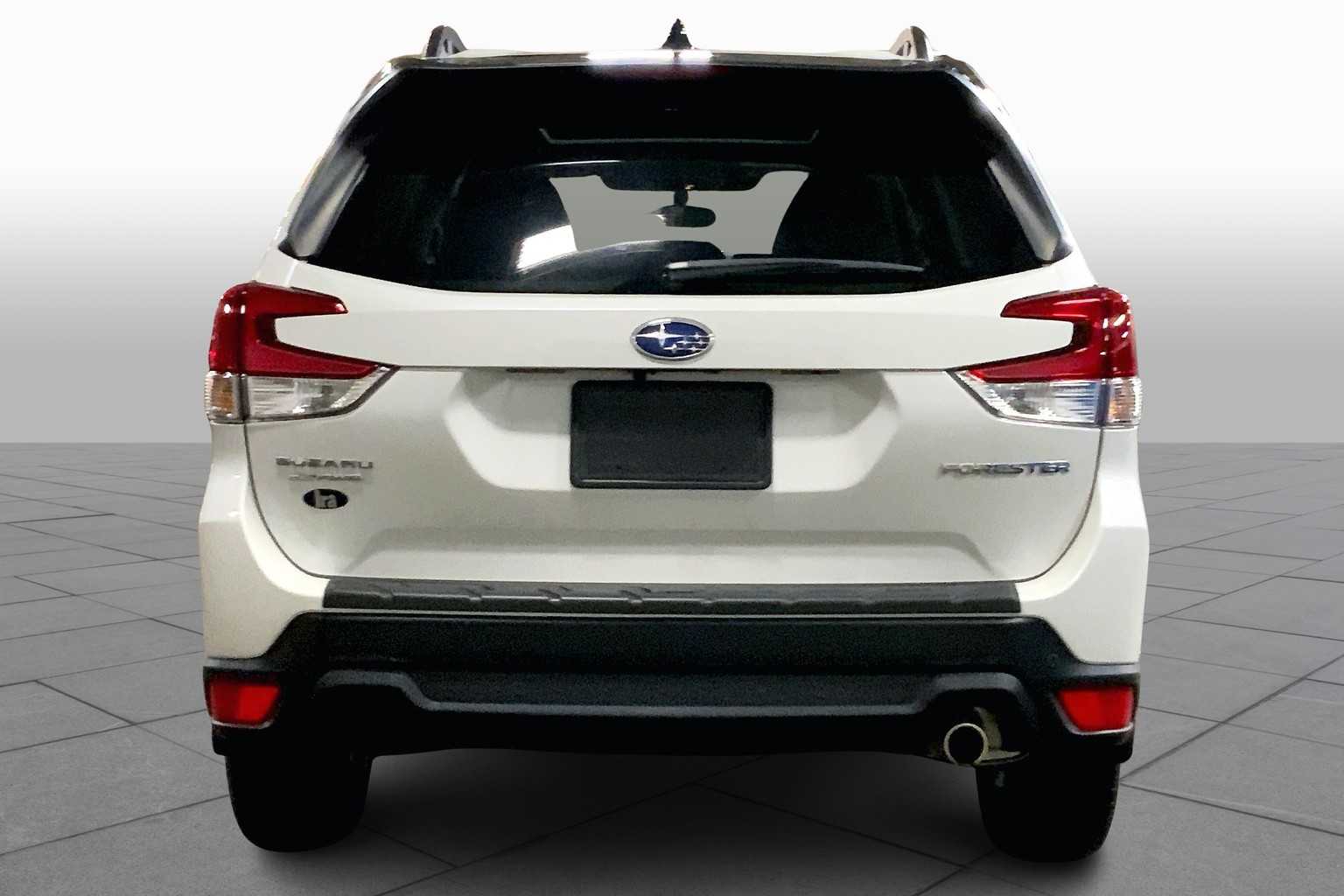 2024 Subaru Forester Limited photo 4