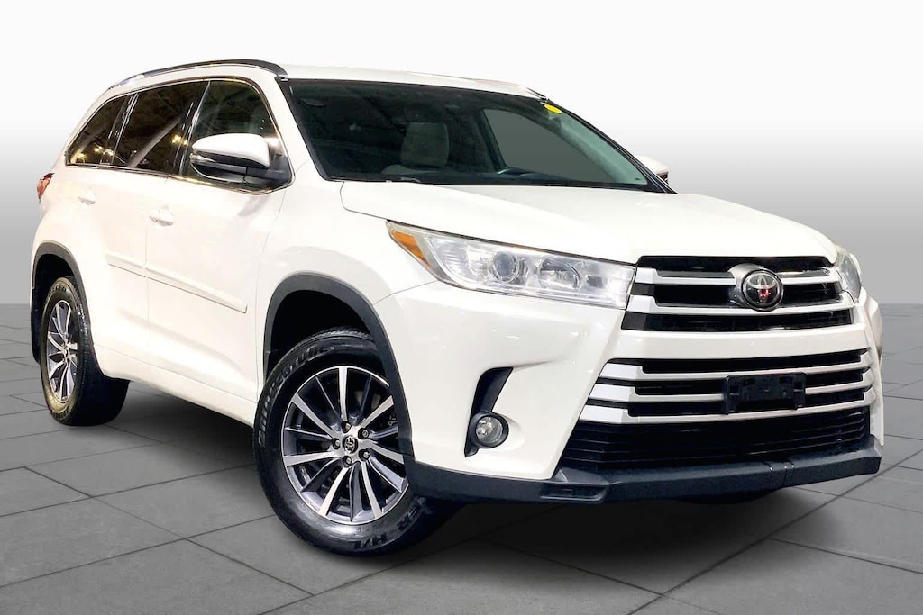 Certified 2017 Toyota Highlander XLE SUV