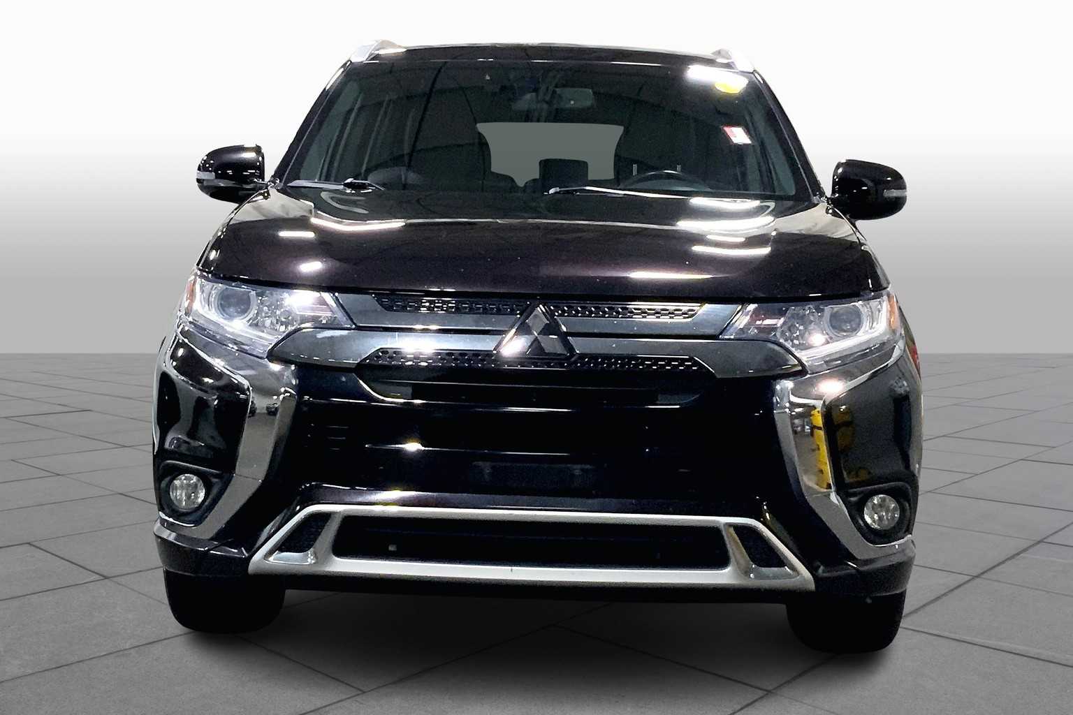 2019 Mitsubishi Outlander SEL photo 3