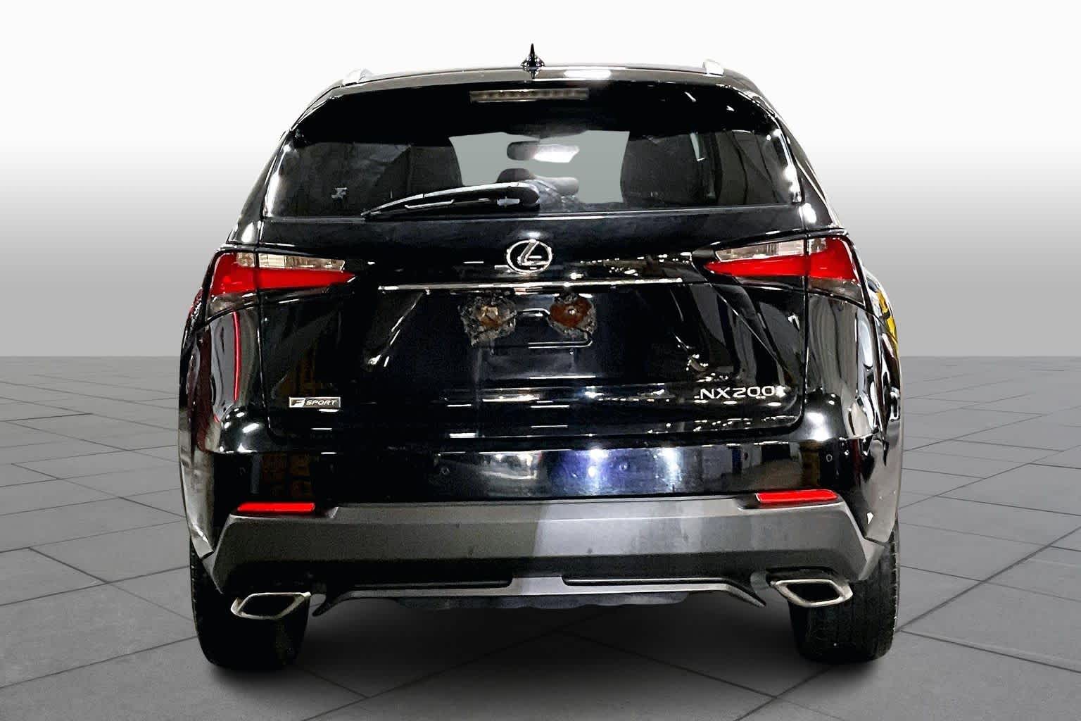 2015 Lexus NX 200t Luxury photo 4