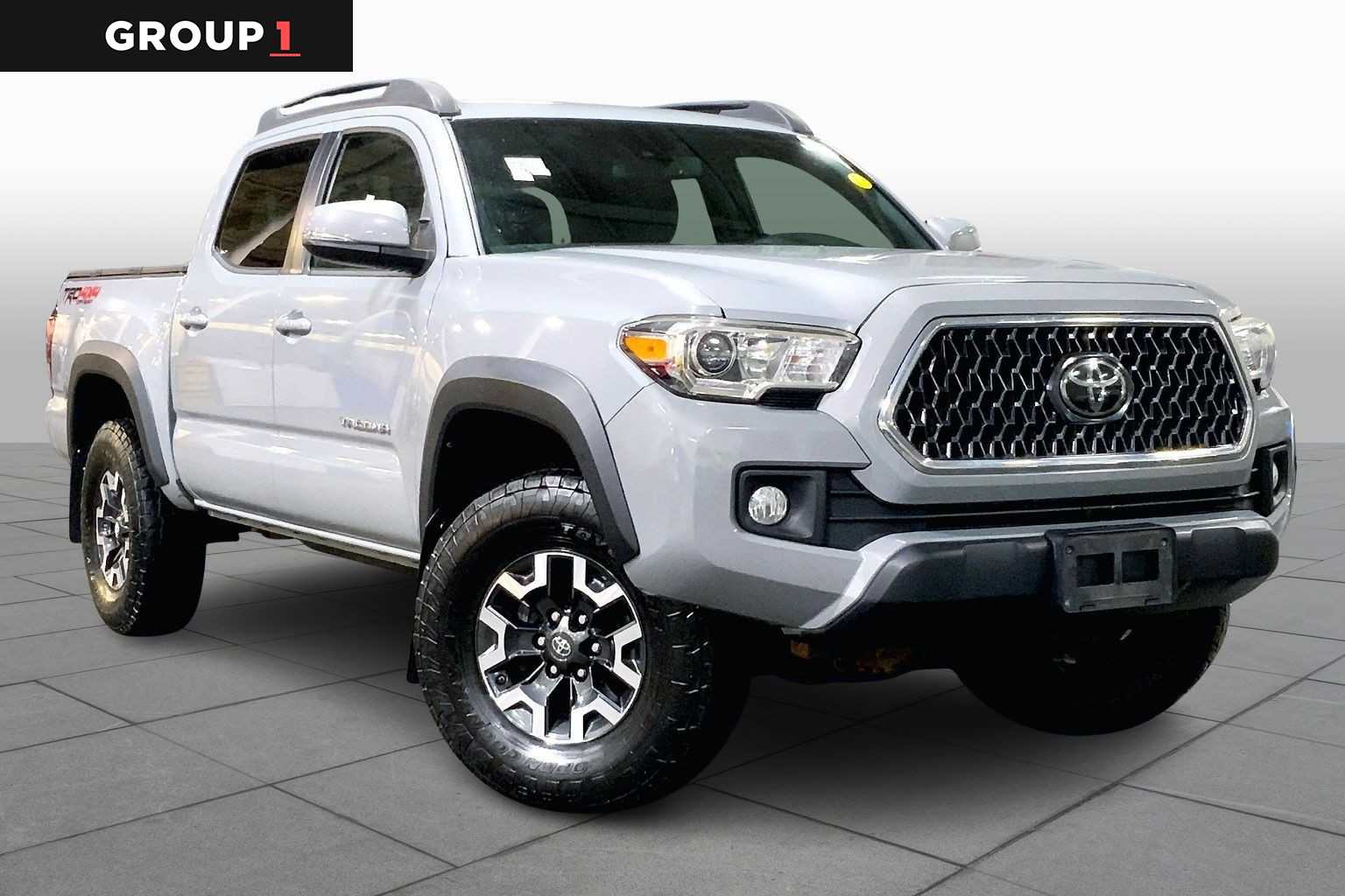 2018 Toyota Tacoma TRD Double Cab V6 4x4 photo 2
