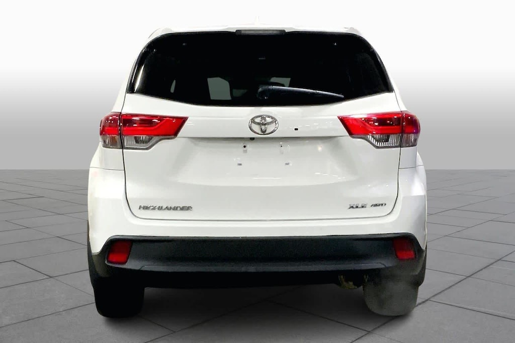 Certified 2017 Toyota Highlander XLE SUV