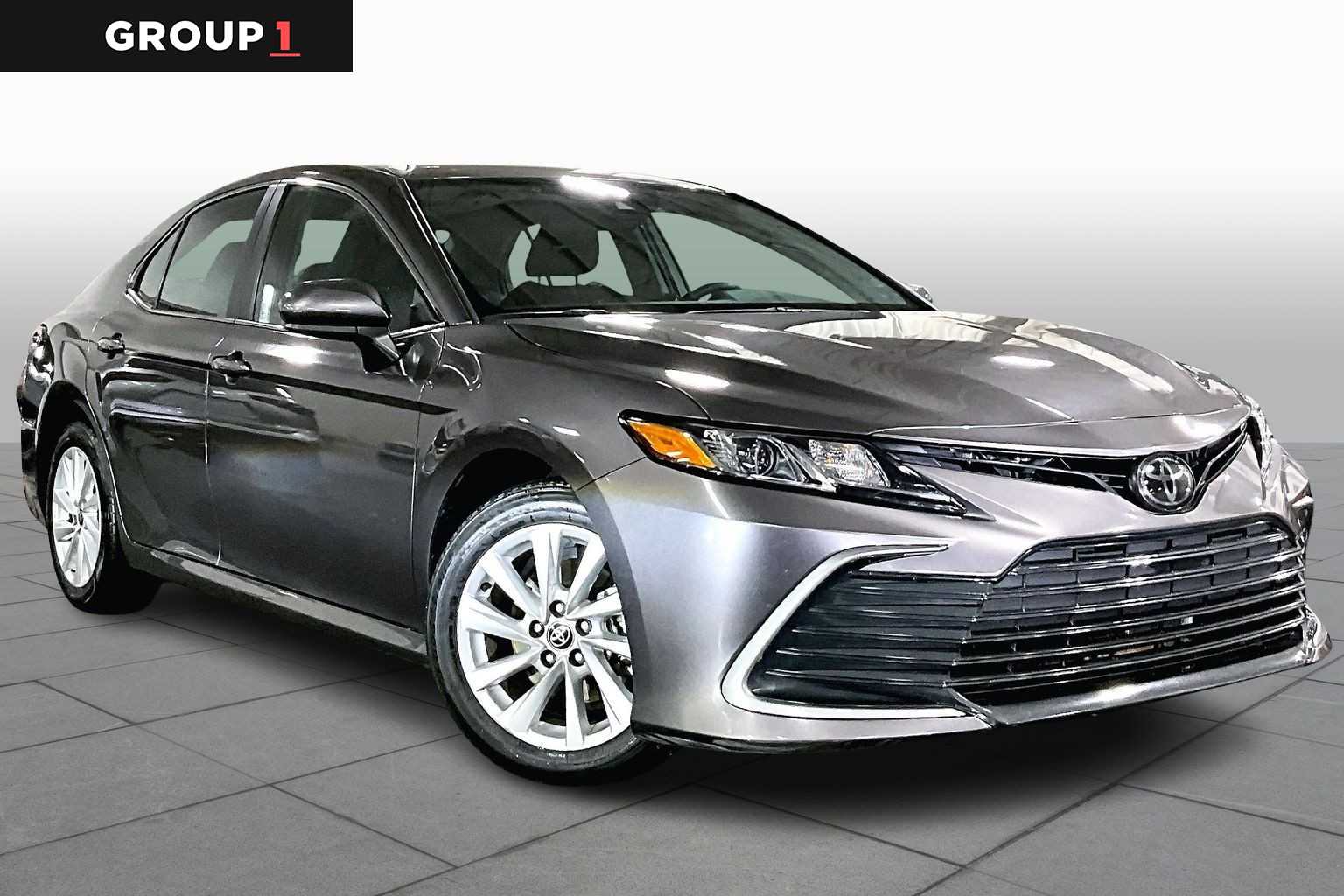 2024 Toyota Camry LE photo 2