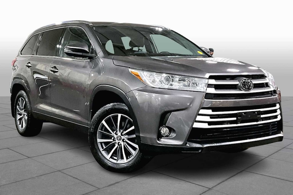 Used 2019 Toyota Highlander XLE SUV