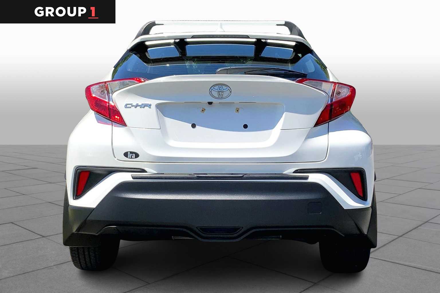 2021 Toyota C-HR XLE photo 4