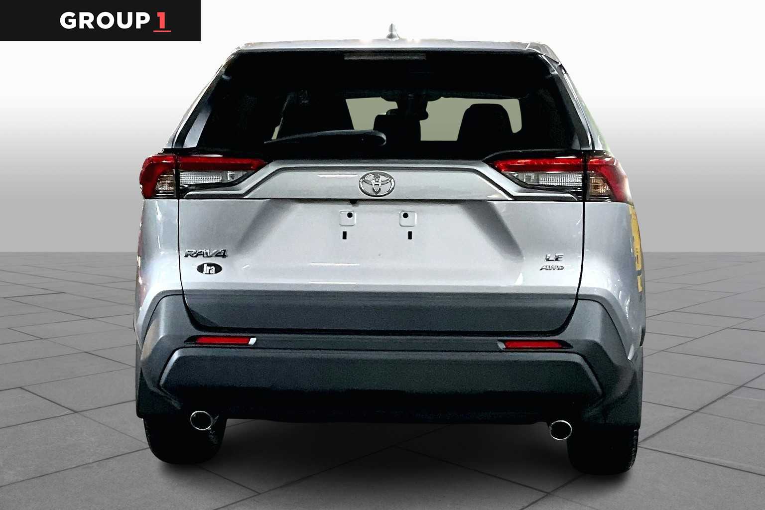 2023 Toyota RAV4 LE photo 4