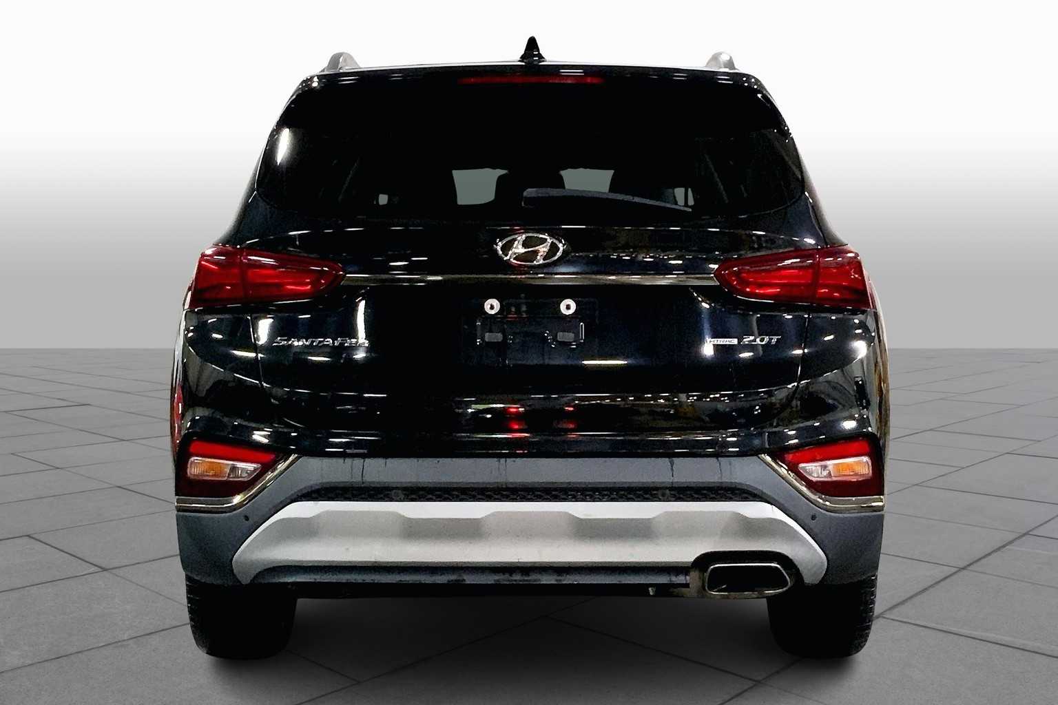 2020 Hyundai Santa Fe Limited photo 4