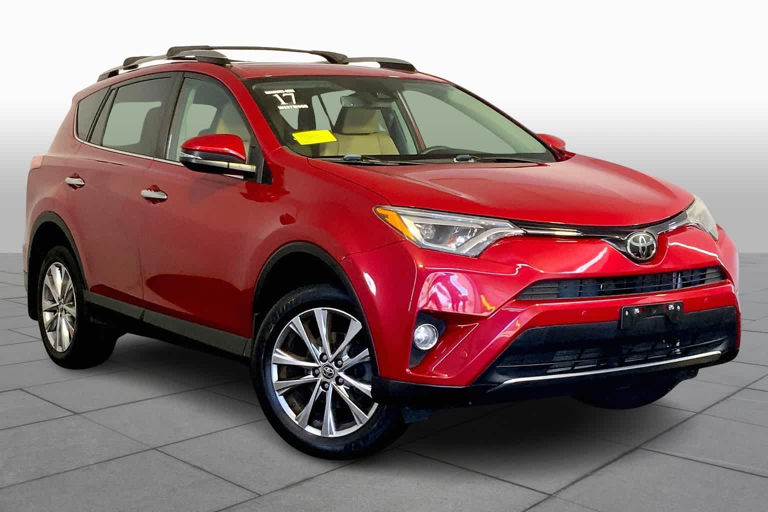 2017 Toyota RAV4 Limited photo 3