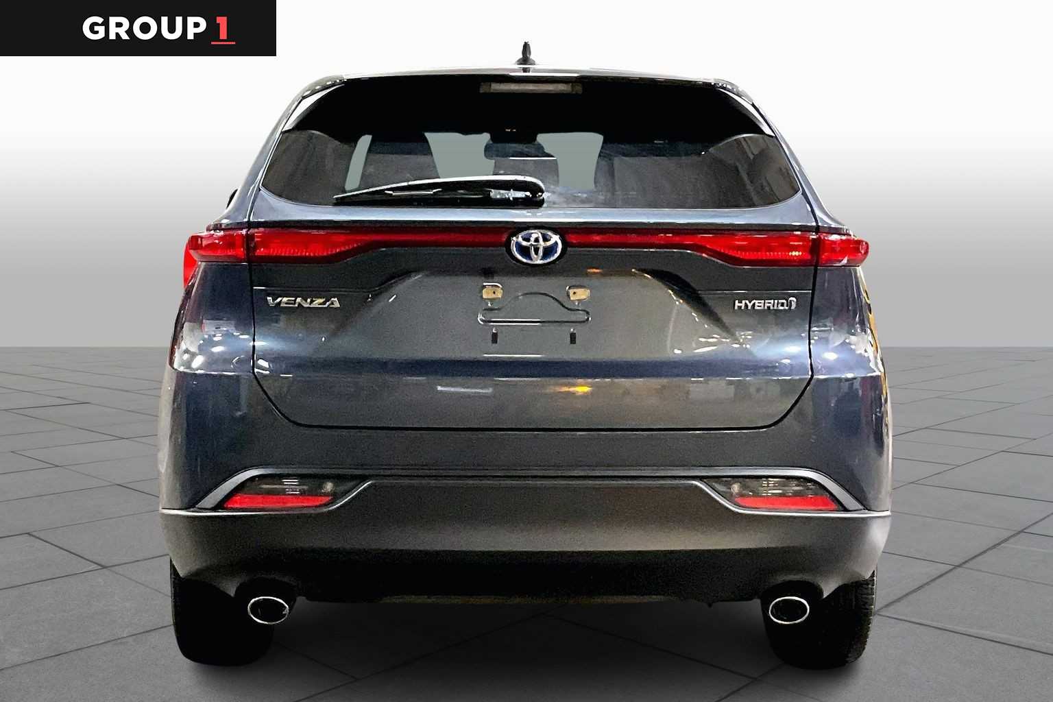 2021 Toyota Venza LE photo 4