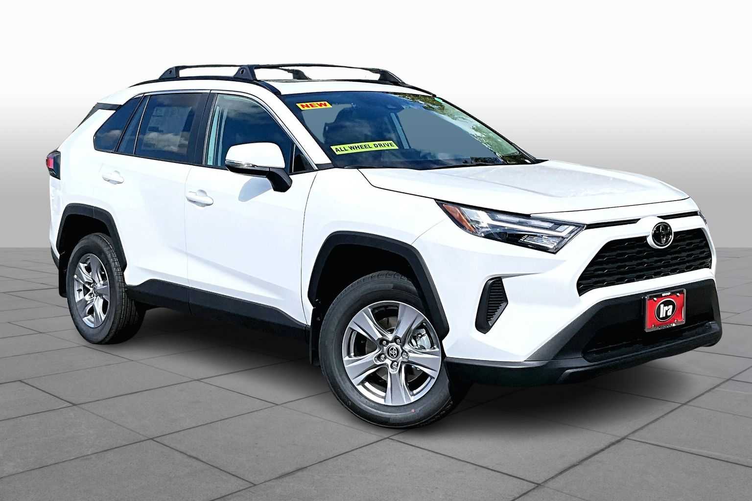 2025 Toyota RAV4 XLE photo 2