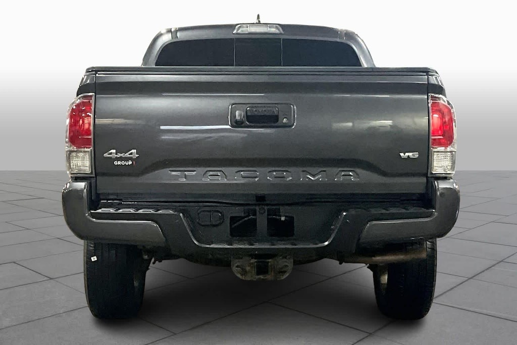 Used 2018 Toyota Tacoma Limited Double Cab 5 Bed V6 4x4 AT (Natl) Truck Double Cab