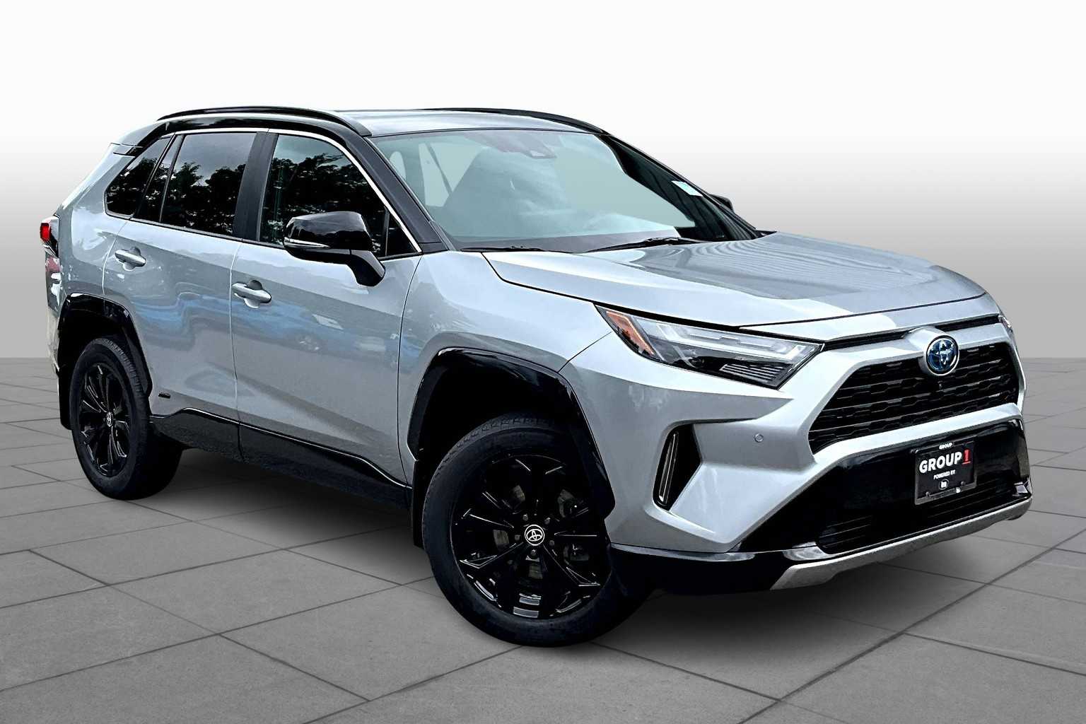 2023 Toyota RAV4 Hybrid XSE photo 2