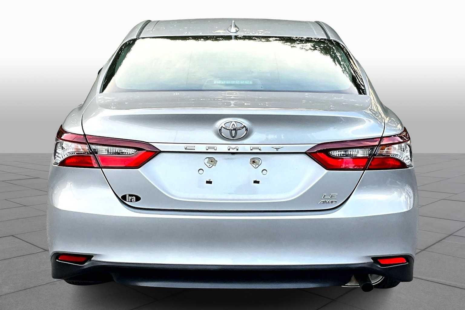 2023 Toyota Camry LE photo 4