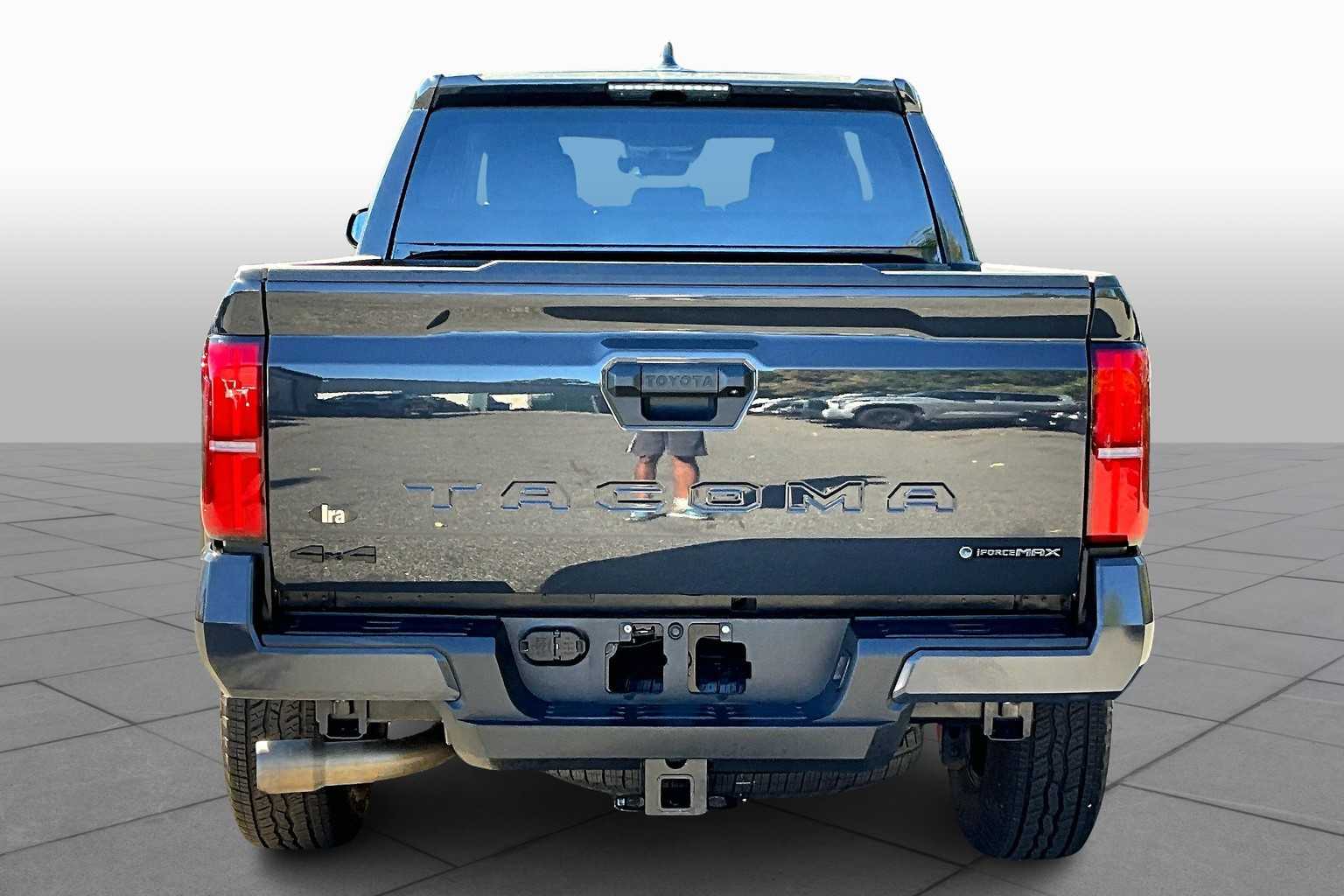 2024 Toyota Tacoma TRD Double Cab photo 4