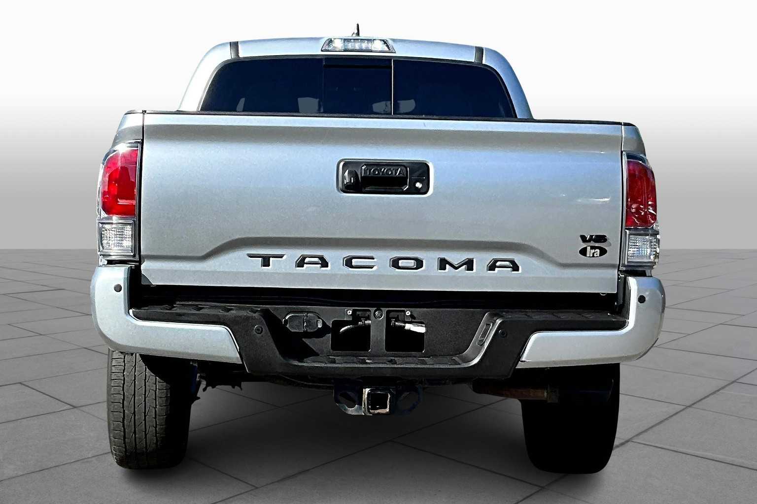 2023 Toyota Tacoma TRD Sport Double Cab V6 photo 4
