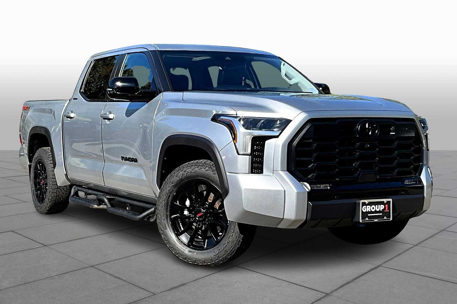 2024 Toyota Tundra Limited CrewMax photo 2