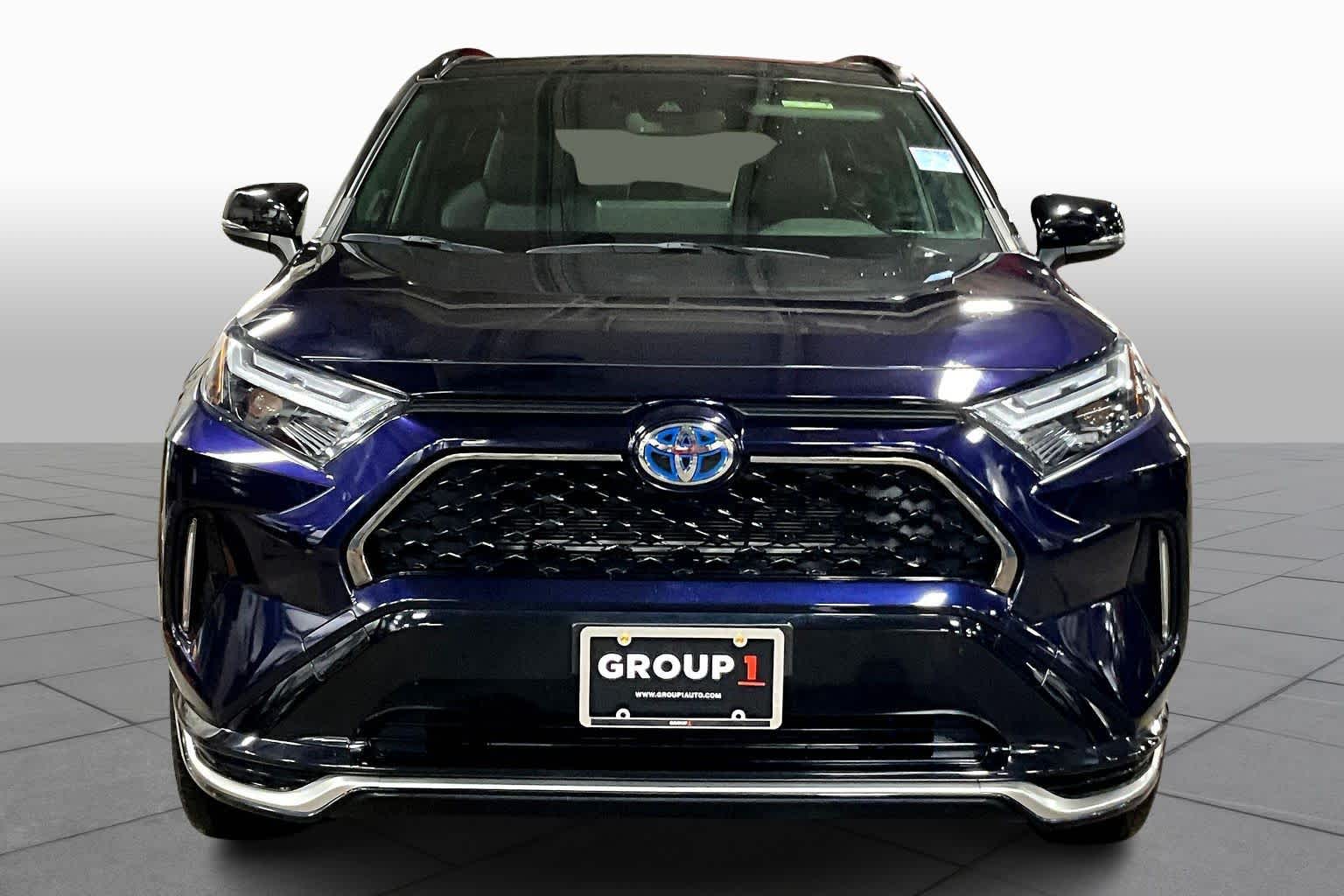 2023 Toyota RAV4 Prime XSE photo 2