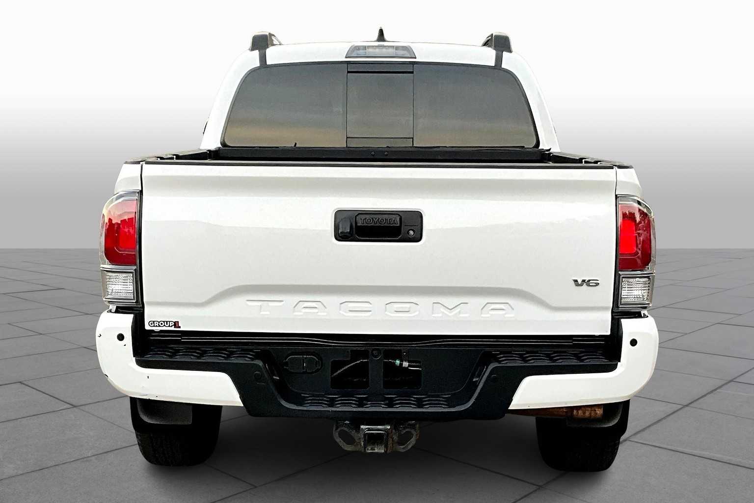 2021 Toyota Tacoma TRD Double Cab V6 photo 4