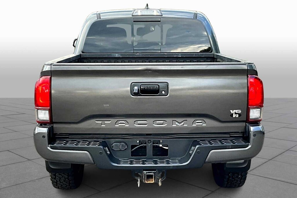 Used 2018 Toyota Tacoma TRD Sport Double Cab 5 Bed V6 4x4 AT (Natl) Truck Double Cab