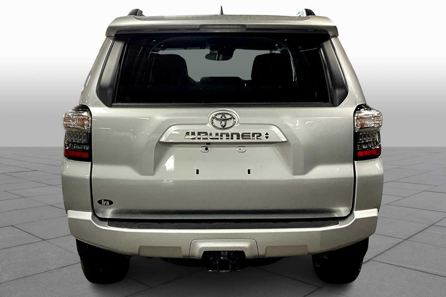 2024 Toyota 4Runner SR5 photo 4
