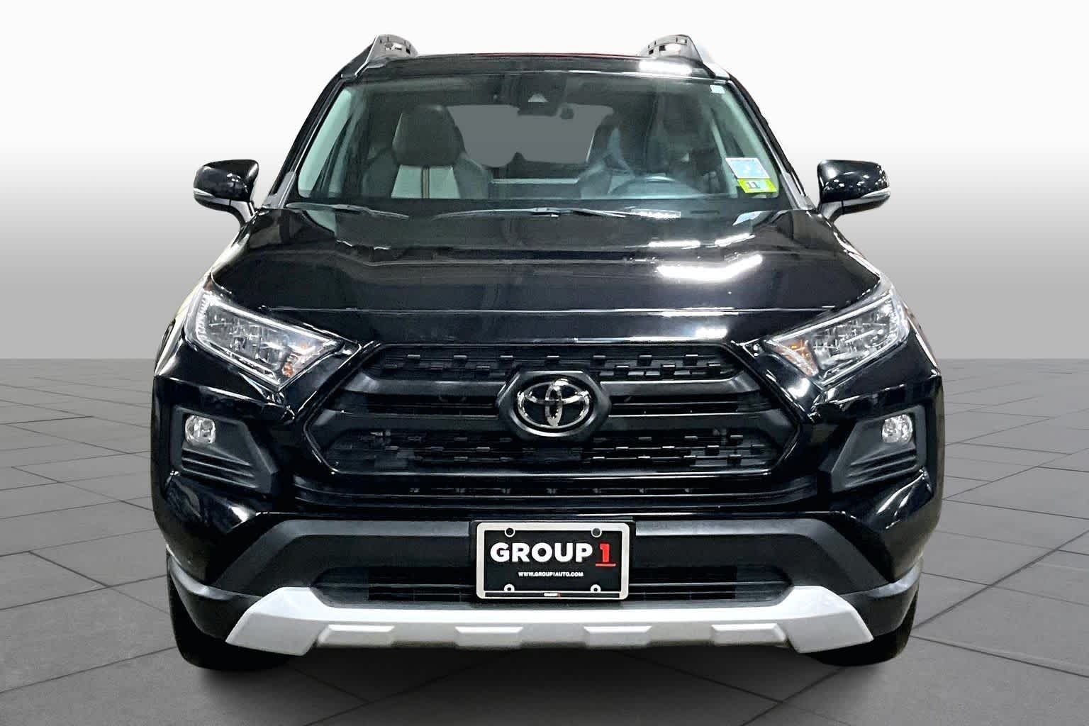 2019 Toyota RAV4 Adventure photo 2
