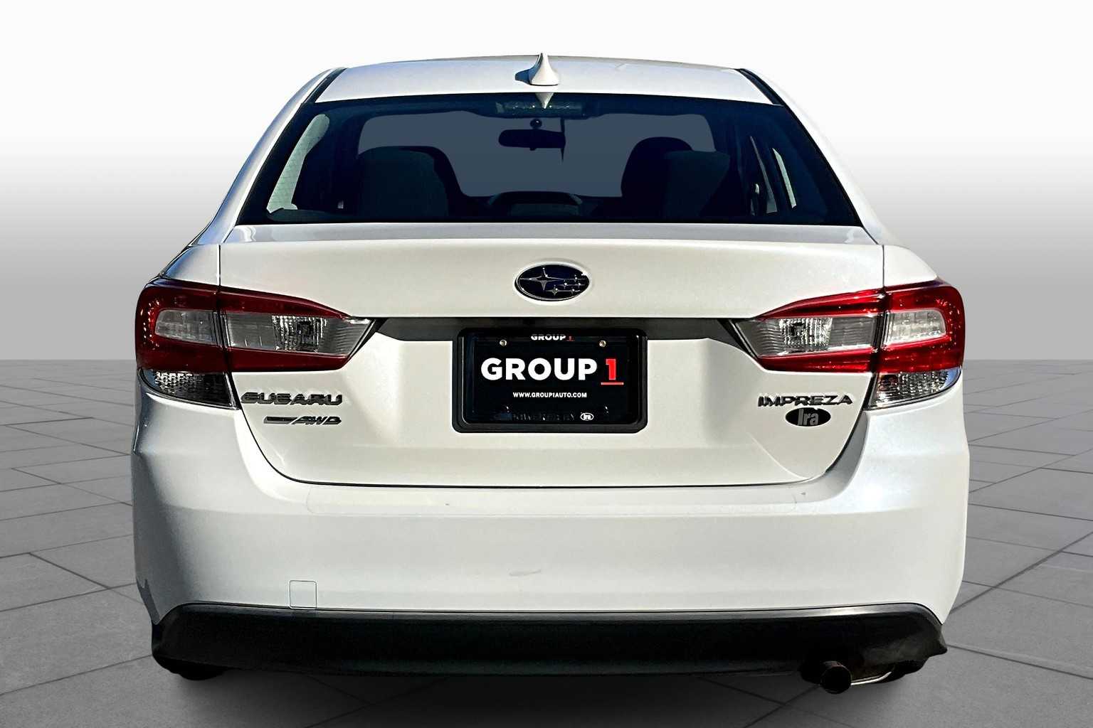 2019 Subaru Impreza Premium photo 4