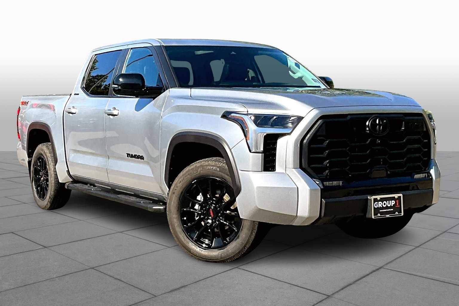 2024 Toyota Tundra Limited CrewMax photo 2