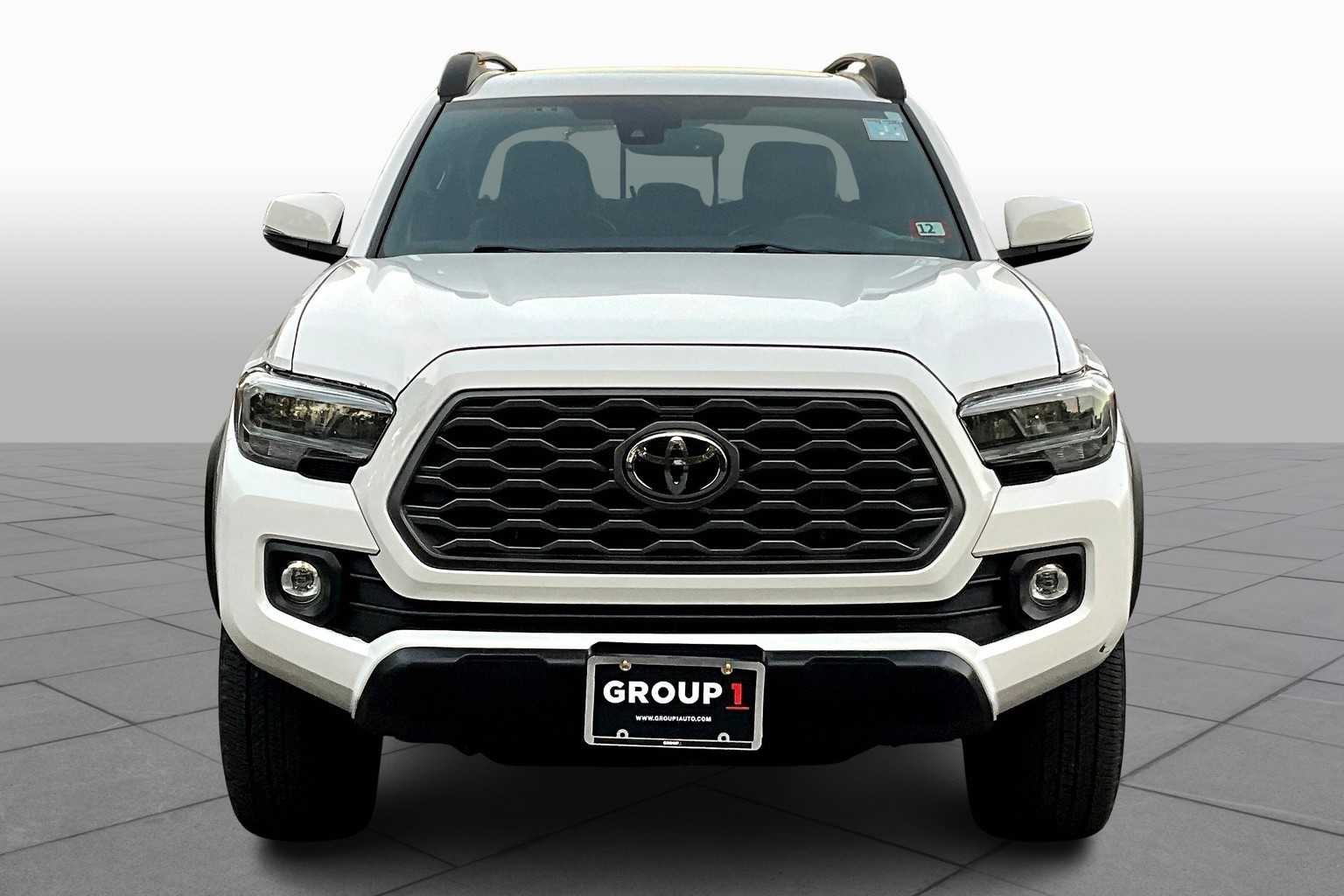 2021 Toyota Tacoma TRD Double Cab V6 photo 3