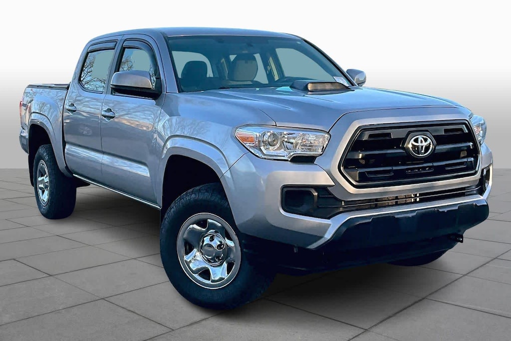 Used 2016 Toyota Tacoma SR 4WD Double Cab V6 AT Truck Double Cab