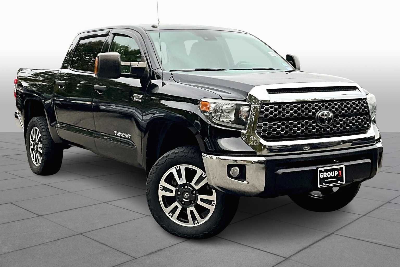 2019 Toyota Tundra SR5 CrewMax photo 2