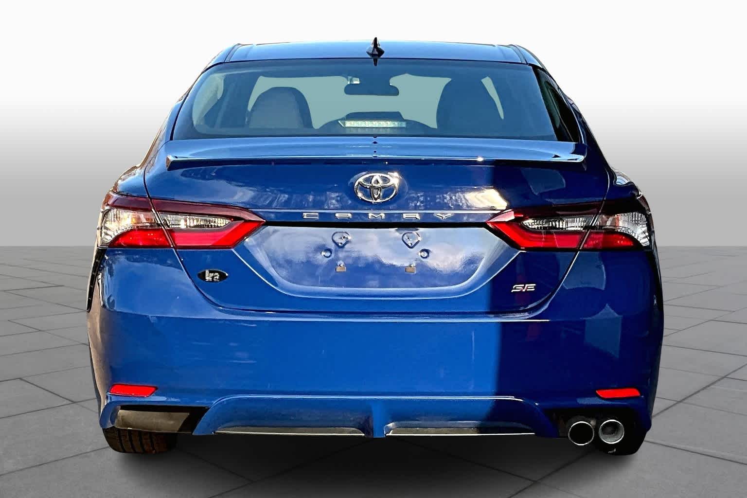 2023 Toyota Camry SE photo 4