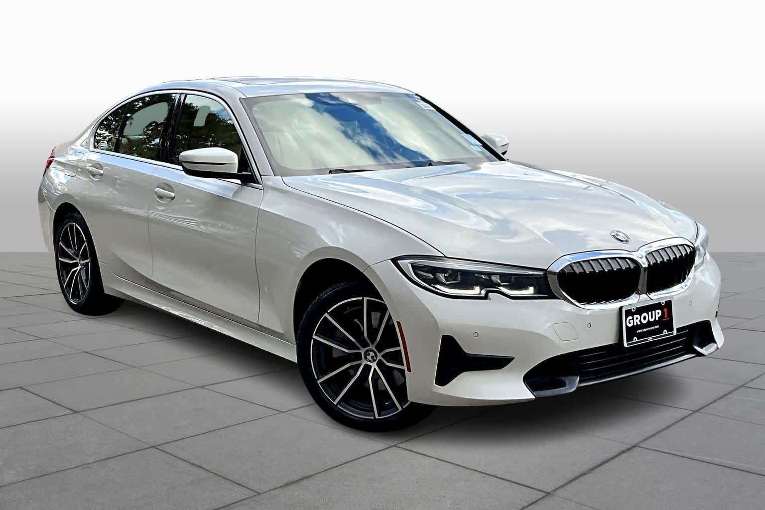 2021 Bmw 330i xDrive photo 2