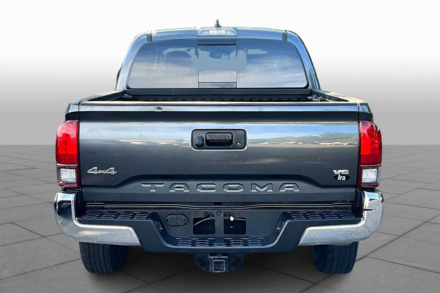 2022 Toyota Tacoma SR5 Double Cab V6 photo 4