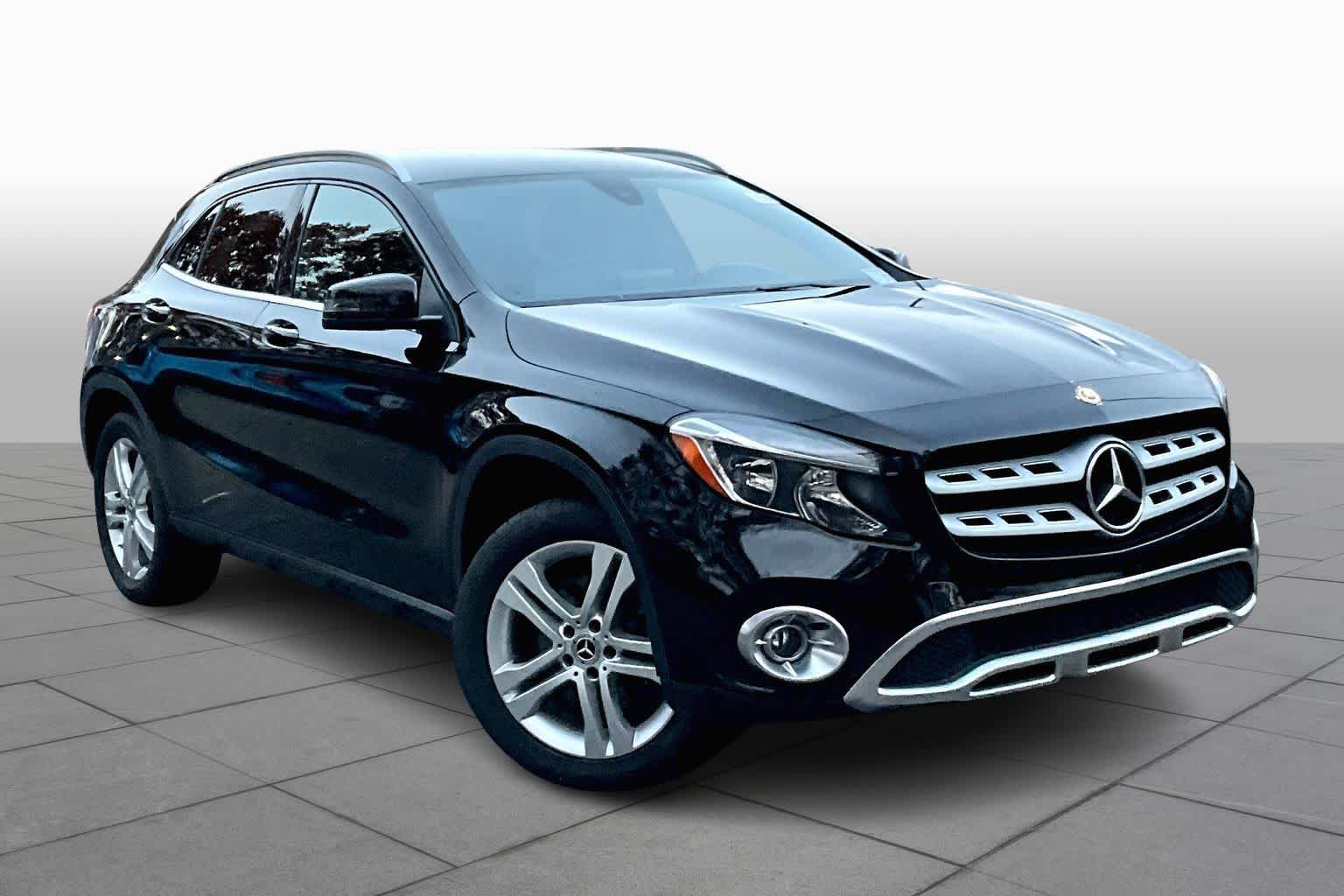 2018 Mercedes Benz GLA 250 photo 2